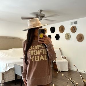 Pink Lily size Medium Taupe sweatshirt